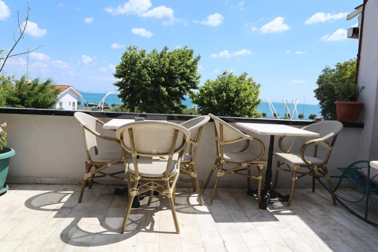 Arat Apartments Istanbul Exterior photo